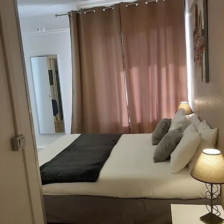 Ξενοδοχείο Bellevue 2*