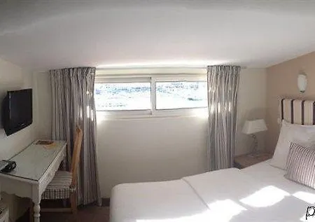 Bellevue Hotell 2*
