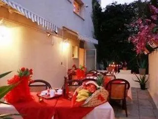 Bellevue Hotell 2*